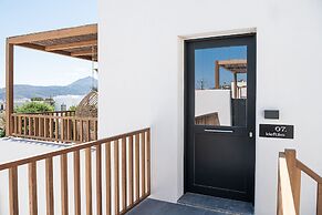 Athina Milos Suites