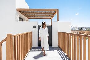 Athina Milos Suites