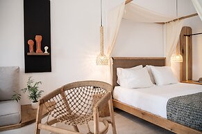 Athina Milos Suites