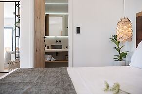 Athina Milos Suites