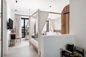 Athina Milos Suites