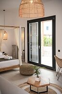 Athina Milos Suites