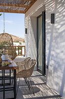 Athina Milos Suites