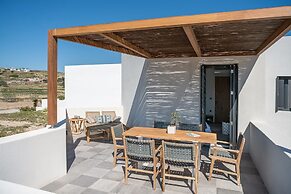 Athina Milos Suites