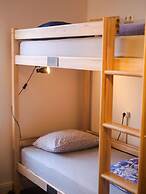 Cinnamon Sally Backpackers Hostel