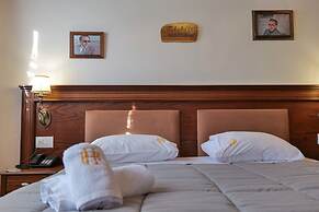 Hotel Bineri