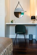 AD MAIORA Boutique Suite