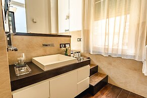 AD MAIORA Boutique Suite