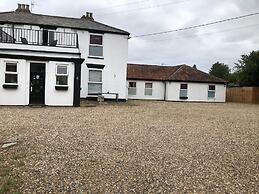 OYO Watton Vibe Hotel