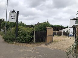 OYO Watton Vibe Hotel