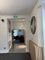 OYO Watton Vibe Hotel