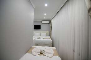 Istanbul Palace Hotel