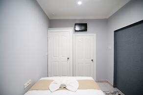 Istanbul Palace Hotel