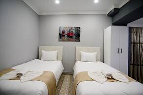 Istanbul Palace Hotel