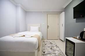 Istanbul Palace Hotel