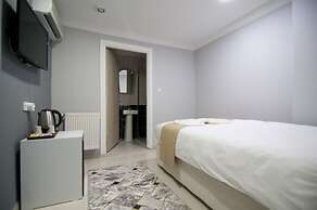 Istanbul Palace Hotel