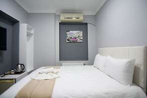 Istanbul Palace Hotel