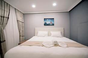 Istanbul Palace Hotel