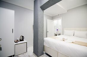 Istanbul Palace Hotel