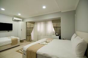 Istanbul Palace Hotel