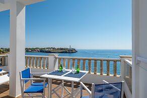 Orange Colom Seaside Apartments