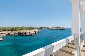 Orange Colom Seaside Apartments