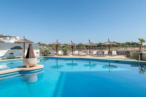 Orange Colom Seaside Apartments