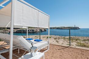 Orange Colom Seaside Apartments