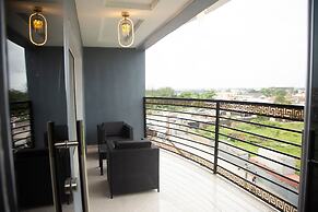 247 Luxury Hotel & Apartment Ajah