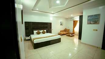 247 Luxury Hotel & Apartment Ajah