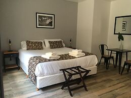 Senderos Aparts & Suites