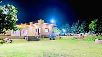 Gurugram Aravali Farmhouse