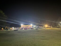 Gurugram Aravali Farmhouse