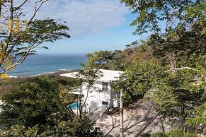 Villa McQueen Ocean View