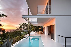 Villa McQueen Ocean View