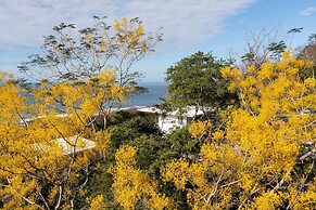 Villa McQueen Ocean View