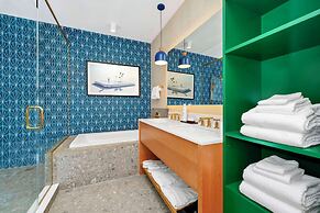 Embassy Suites By Hilton Orlando Sunset Walk