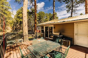 Serene Creek Side Cottage Retreat