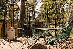 Serene Creek Side Cottage Retreat