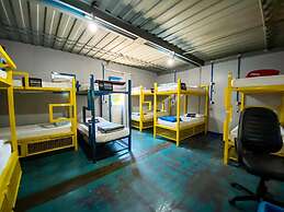 Tetris Container Hostel