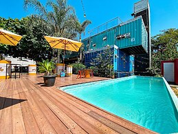 Tetris Container Hostel