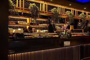 ABALON POMPEI RESORT