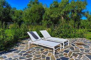 Jennys House in Stroggili