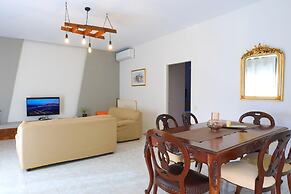 Jennys House in Stroggili