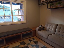 Cobertura Triplex ao Lado da Rua Coberta