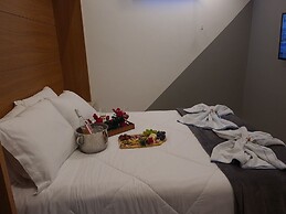 Cobertura Triplex ao Lado da Rua Coberta