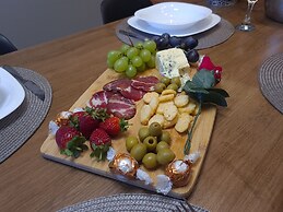 Cobertura Triplex ao Lado da Rua Coberta