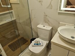 Cobertura Triplex ao Lado da Rua Coberta