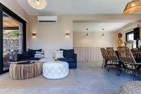 Villa Luca Desimi in Desimi