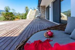 Villa Luca Desimi in Desimi